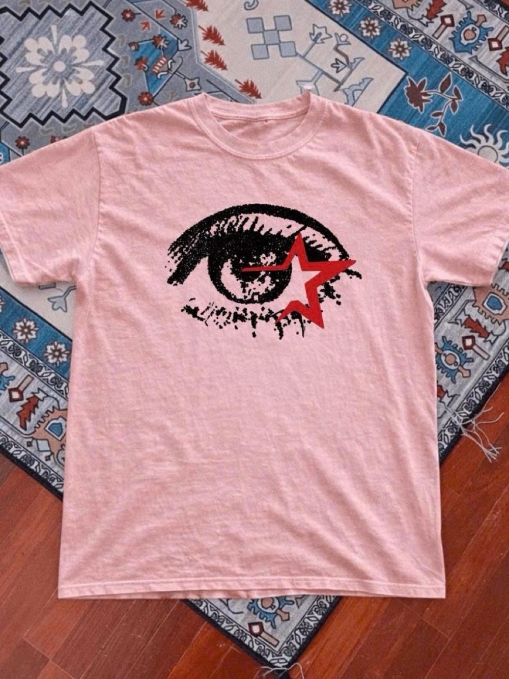 Gildan Light Pink Tee with Black Eye Graphic and Red Star